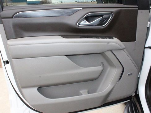 Used 2022 GMC Yukon SLT w/ SLT Premium Package AWD/4WD image 21