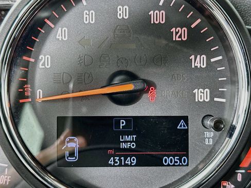 Used 2019 MINI Cooper Countryman S w/ Premium Package FWD image 12