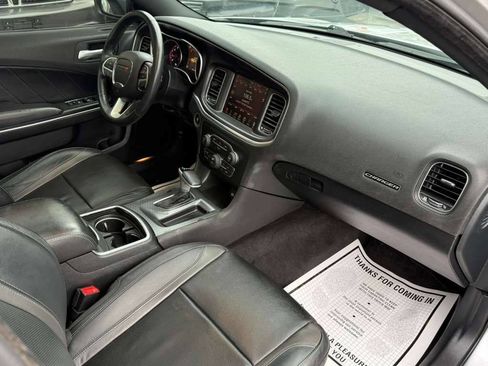 Used 2015 Dodge Charger SXT w/ AWD Plus Group image 19