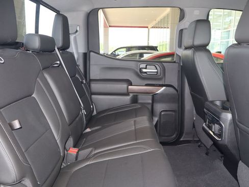 Used 2019 GMC Sierra 1500 SLT w/ SLT Premium Plus Package AWD/4WD image 42