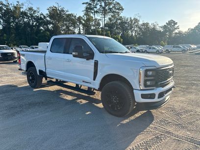 New 2026 Ford F350 Lariat w/ Black Appearance Package