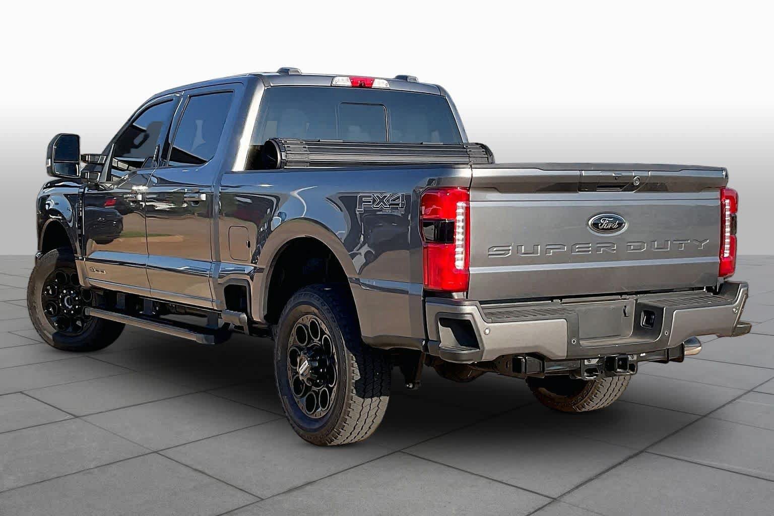 Used 2026 Ford F250 XLT w/ XLT Premium Package AWD/4WD image 13