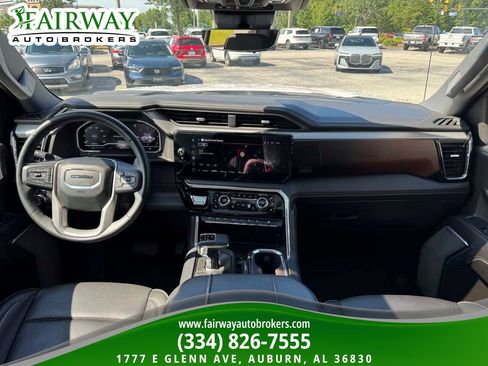 Used 2024 GMC Sierra 1500 Denali w/ Denali Reserve Package AWD/4WD image 14