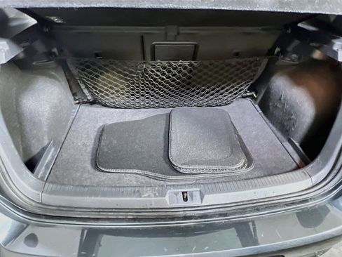 Used 2017 Volkswagen GTI SE FWD image 25