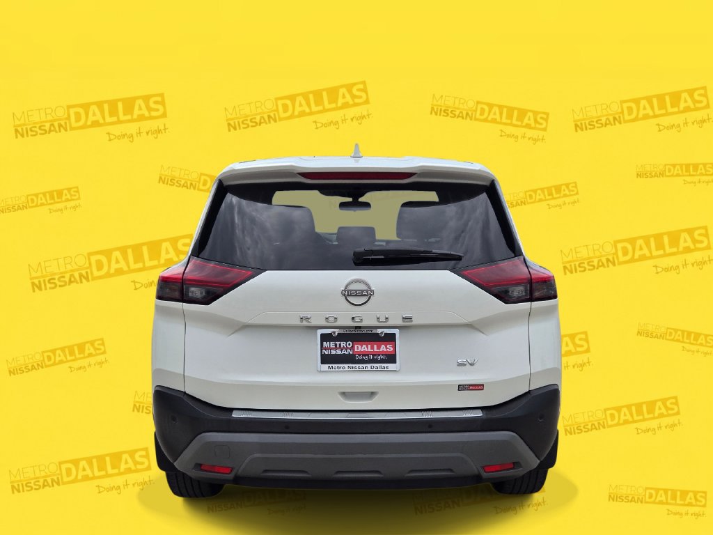 Certified 2023 Nissan Rogue SV FWD image 5