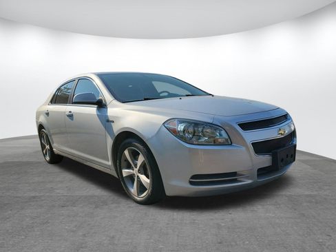 Used 2010 Chevrolet Malibu Hybrid image 14