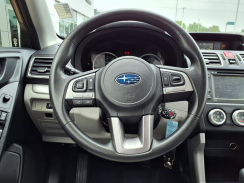Used 2017 Subaru Forester 2.5i w/ Alloy Wheel Package AWD/4WD image 13