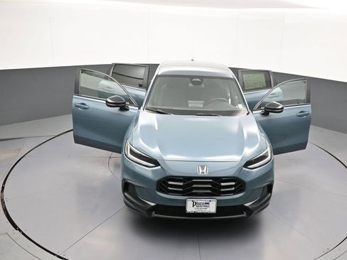 Certified 2025 Honda HR-V Sport image 44