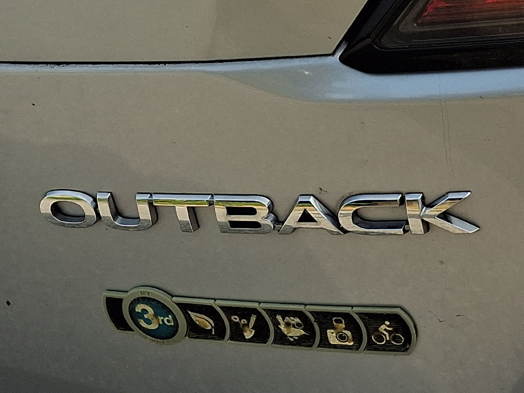 Used 2020 Subaru Outback Limited AWD/4WD image 33