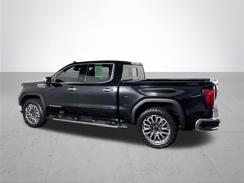 Used 2024 GMC Sierra 1500 SLT w/ SLT Premium Package AWD/4WD image 8