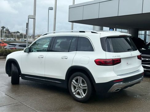 Used 2020 Mercedes-Benz GLB 250 4MATIC image 4