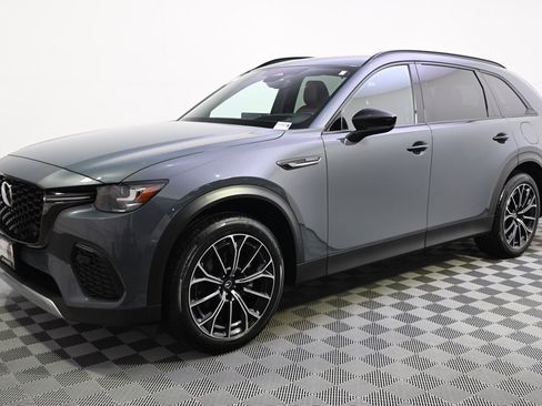 Used 2025 MAZDA CX-70 Plug-In Hybrid w/ Premium Plus image 2