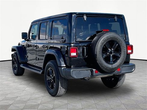 Used 2020 Jeep Wrangler Unlimited Sahara image 4