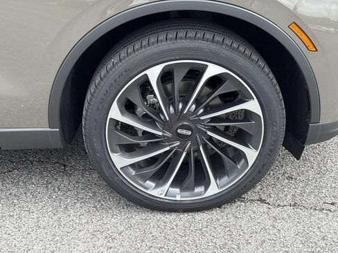 New 2026 Lincoln Aviator Reserve AWD/4WD image 9