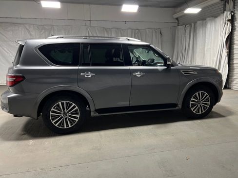 Used 2023 Nissan Armada SL image 8