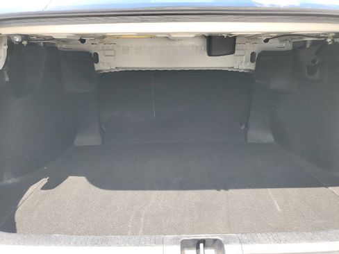 Used 2021 Toyota Camry LE image 8