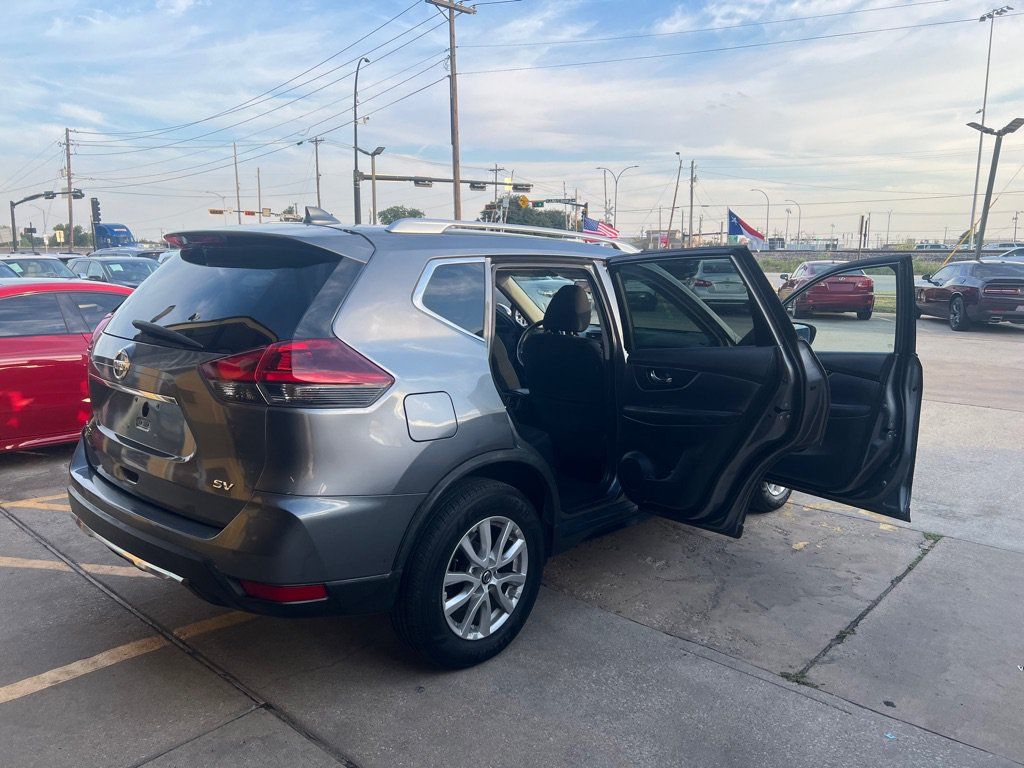 Used 2018 Nissan Rogue SV FWD image 9