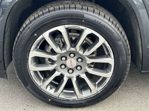 Used 2022 GMC Acadia Denali w/ Trailering Package image 44