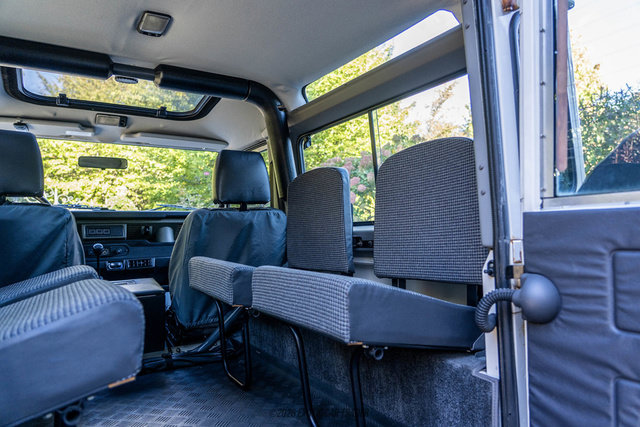 Used 1995 Land Rover Defender 90 AWD/4WD image 47