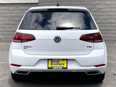 Used 2018 Volkswagen Golf SE FWD image 3