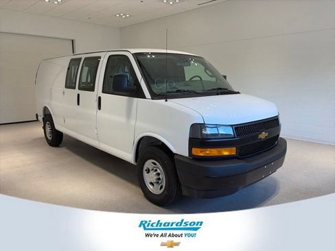 New 2026 Chevrolet Express 2500 Extended RWD image 1