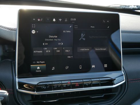 New 2026 Jeep Compass Trailhawk image 18