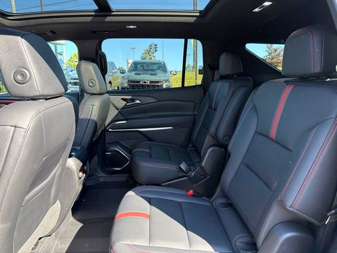 Certified 2024 Chevrolet Traverse RS w/ LPO, Floor Liner Package AWD/4WD image 20
