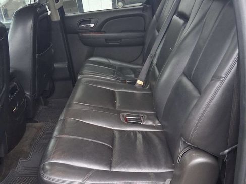 Used 2013 GMC Yukon XL SLT w/ SLT-2 Equipment Package image 10