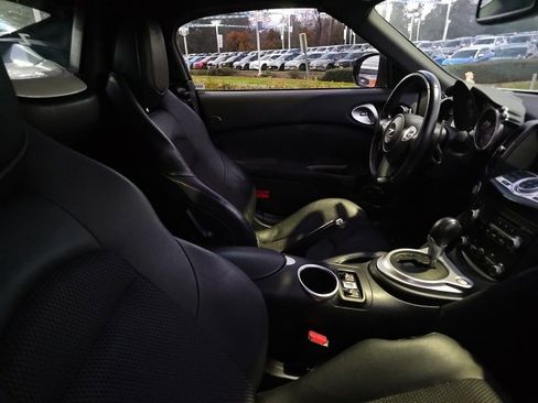 Used 2018 Nissan 370Z Touring Sport image 10