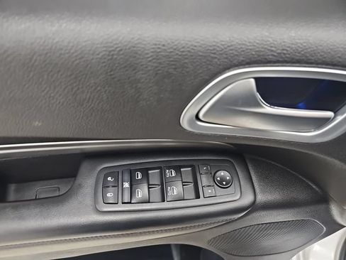 Used 2020 Dodge Durango SXT AWD/4WD image 11