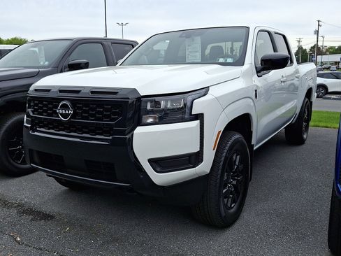 New 2026 Nissan Frontier SV AWD/4WD image 3