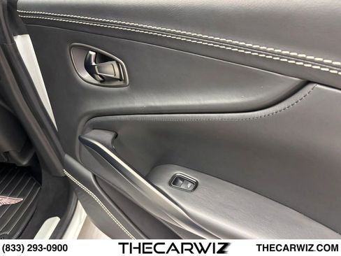 Used 2021 Aston Martin DBX AWD/4WD image 95