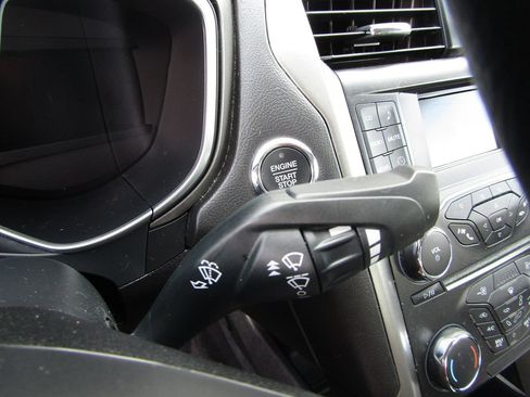 Used 2018 Ford Fusion S FWD image 10