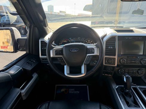 Used 2018 Ford F150 Lariat image 22