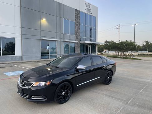 Used 2018 Chevrolet Impala Premier w/ Premier Confidence Package FWD image 30