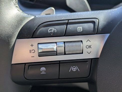 Used 2025 Hyundai Tucson Limited image 20