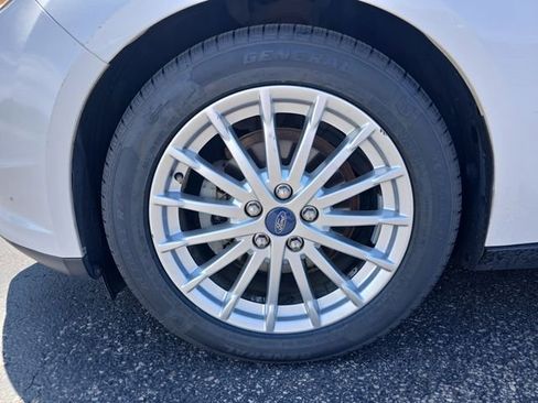Used 2013 Ford Focus Electric Hatchback FWD image 10