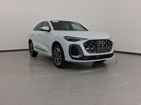 New 2025 Audi Q5 Premium image 7