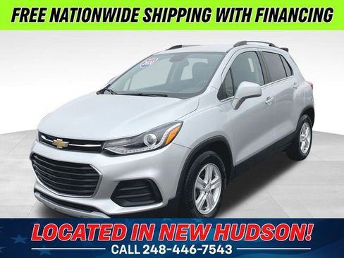 Used 2020 Chevrolet Trax LT image 1