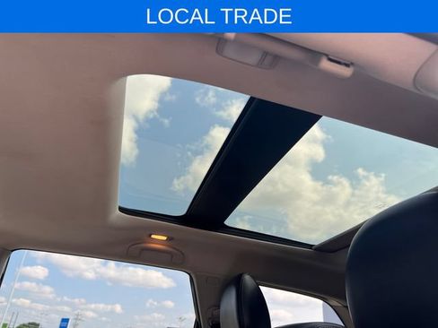 Used 2017 Nissan Pathfinder Platinum AWD/4WD image 15