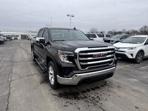 Used 2019 GMC Sierra 1500 SLE w/ SLE Value Package image 3
