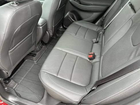 Used 2023 Buick Encore GX Essence w/ Experience Buick Package FWD image 26