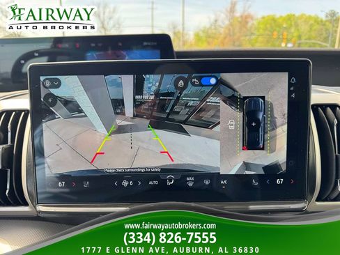 Used 2025 Ford Expedition Active image 24