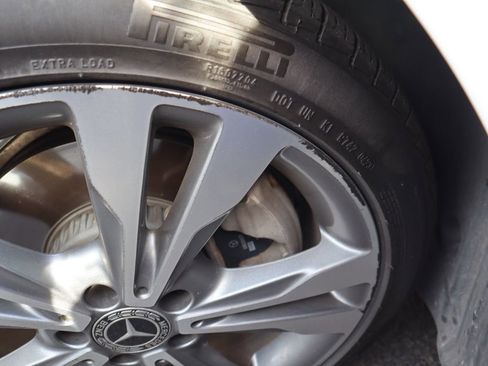 Used 2019 Mercedes-Benz C 300 4MATIC Sedan image 20