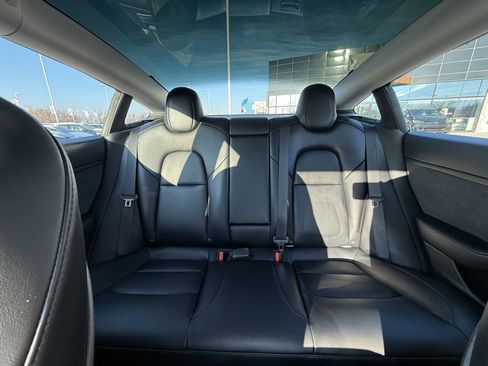 Used 2022 Tesla Model 3 Long Range image 18