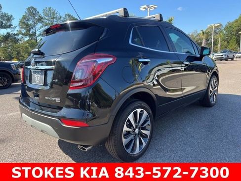 Used 2021 Buick Encore Preferred w/ Safety Package image 5