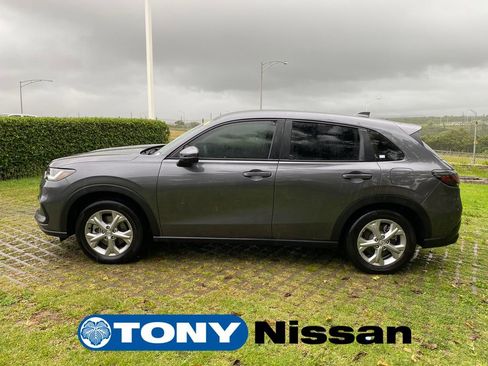 Used 2025 Honda HR-V LX image 4