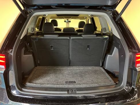 Certified 2023 Volkswagen Atlas SE w/ Panoramic Sunroof Package FWD image 5