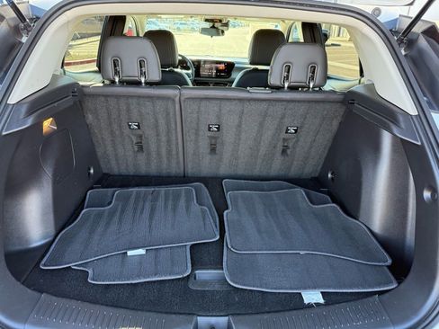 Certified 2025 Buick Encore GX Preferred image 17
