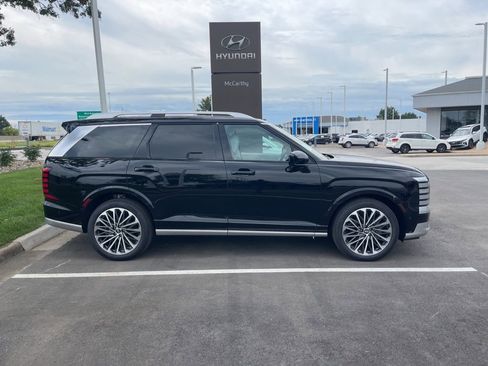 New 2026 Hyundai Palisade Calligraphy image 2